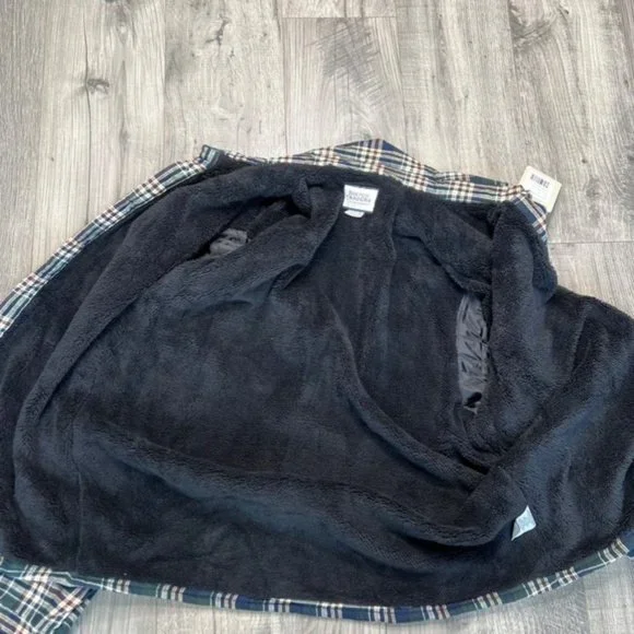 Boston Traders NWT Women's Size XL Oversized Green Plaid Sherpa Lined Shacket - Picture 9 of 10